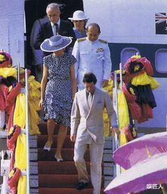 32年前戴安娜出訪泰國，兩位王儲爭相迎接，絕世美人值最高待遇！-圖1