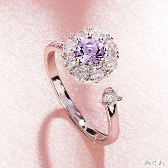 測試：你最想戴哪款水晶戒指？測你會嫁給你愛的人還是愛你的人！-圖1