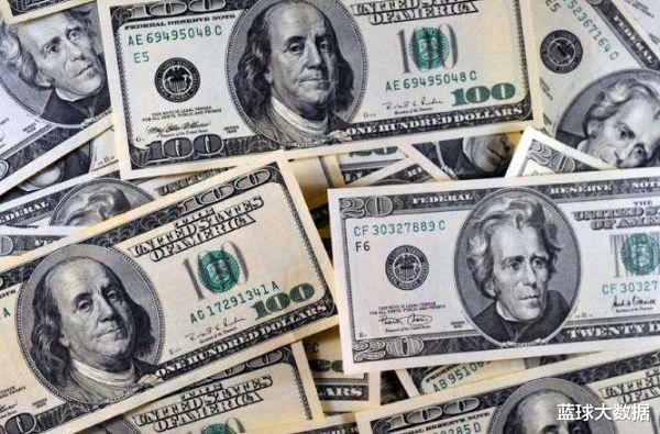 美國“瘋狂”印鈔，為何“跌價”的是人民幣，美元仍在升值！-圖1