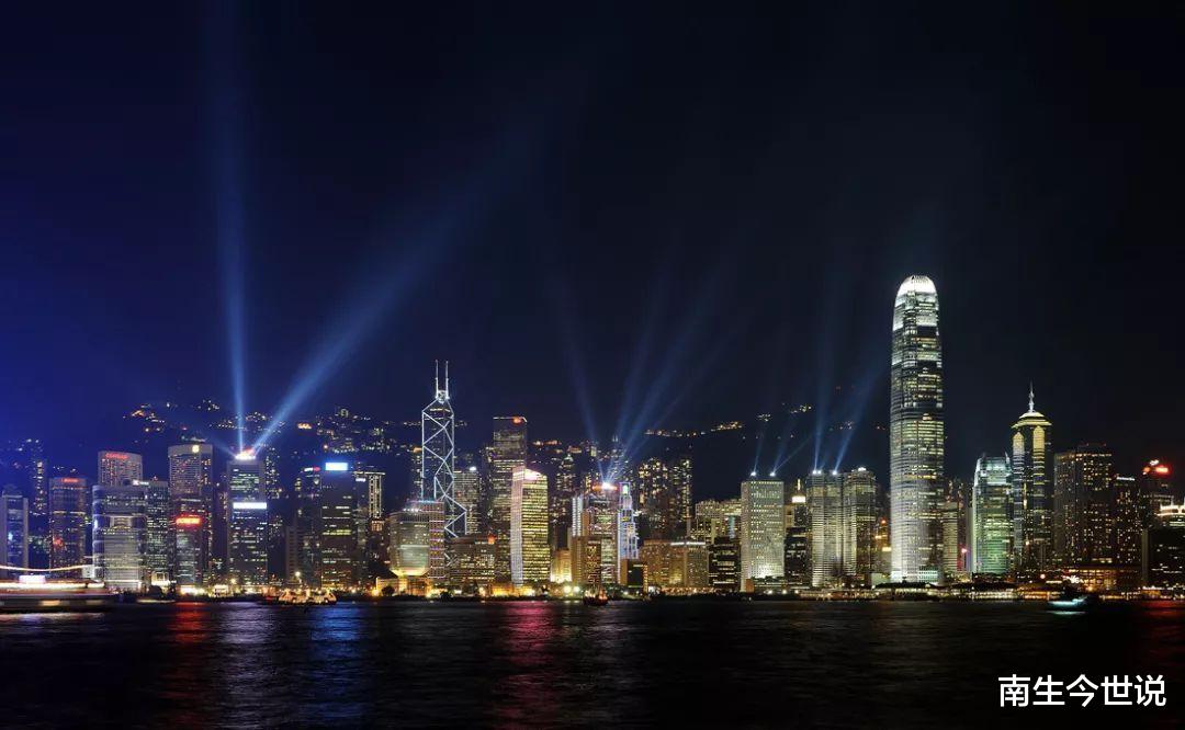 上半年香港經濟下降9%，GDP約1674億美元，在全國排第16名-圖1