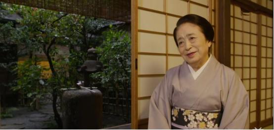 日本神秘的富世茶屋，200年傳女不傳男不能結婚，專心為貴胄服務-圖1