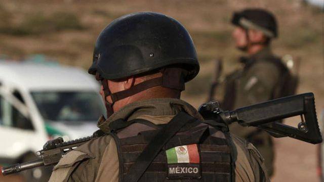 與毒販槍戰後，墨西哥士兵處決幸存嫌疑人視頻外泄，總統呼籲調查-圖1