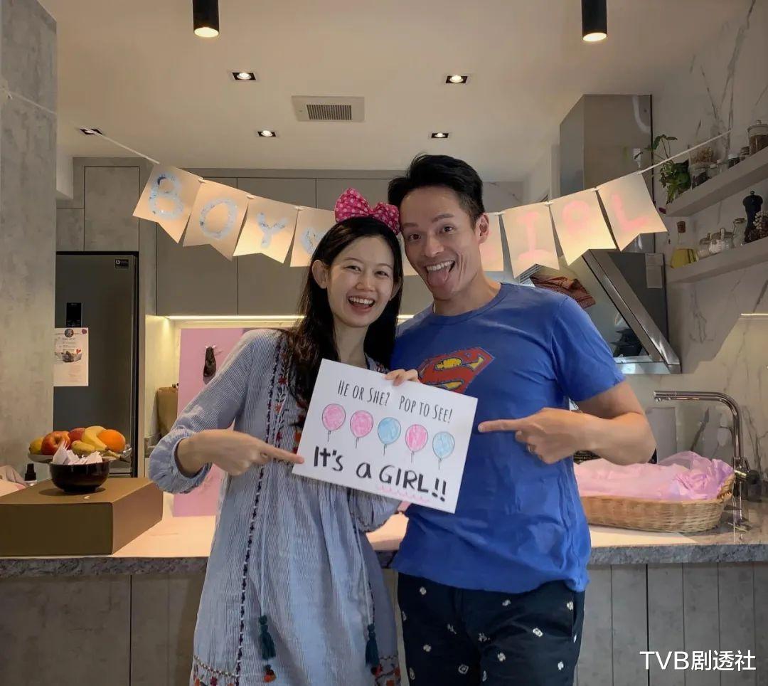 恭喜！43歲TVB富二代藝人開心宣佈太太懷女兒，為夢想放棄做銀行高層-圖1
