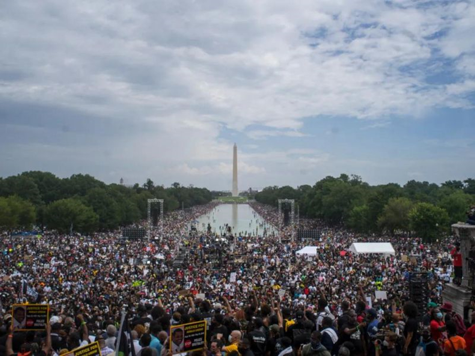 美國夢沒戲？華盛頓數萬人抗議，美媒承認一事實，特朗普萬沒料到-圖1