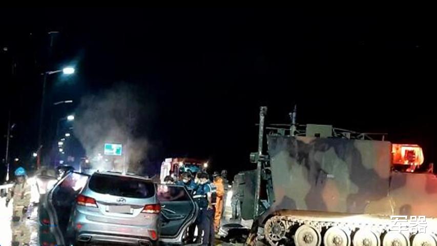 汽車撞上瞭M577裝甲，造成4名平民喪生，美軍在韓國暫停訓練-圖1