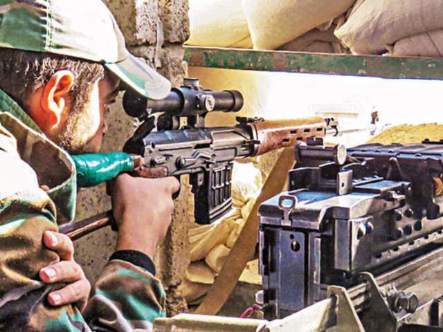 印媒：印度一軍官在克什米爾實控線附近被對面狙擊手射殺-圖1