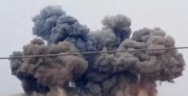 伊德利卜決戰來臨！俄軍首次動用戰略炸彈，敘利亞升起一朵蘑菇雲-圖1