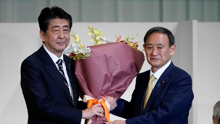 在贏得大選後，須賀義秀將取代安倍晉三為日本總理-圖1