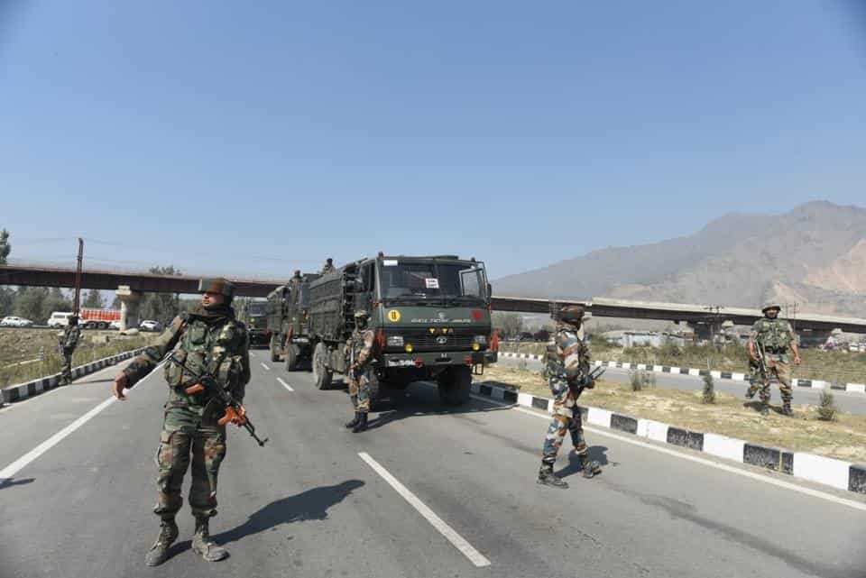 印媒: 印控克什米爾交火 致安全部隊士兵2死3傷-圖1