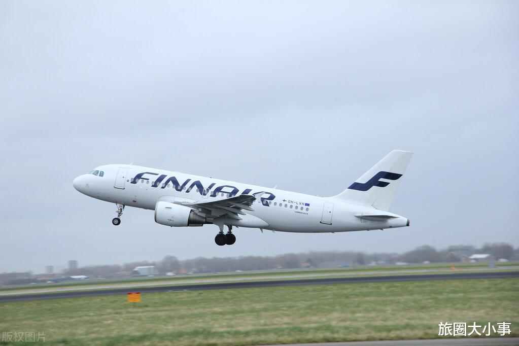 突發！芬蘭航空一名空乘從A320飛機上摔瞭下來-圖1