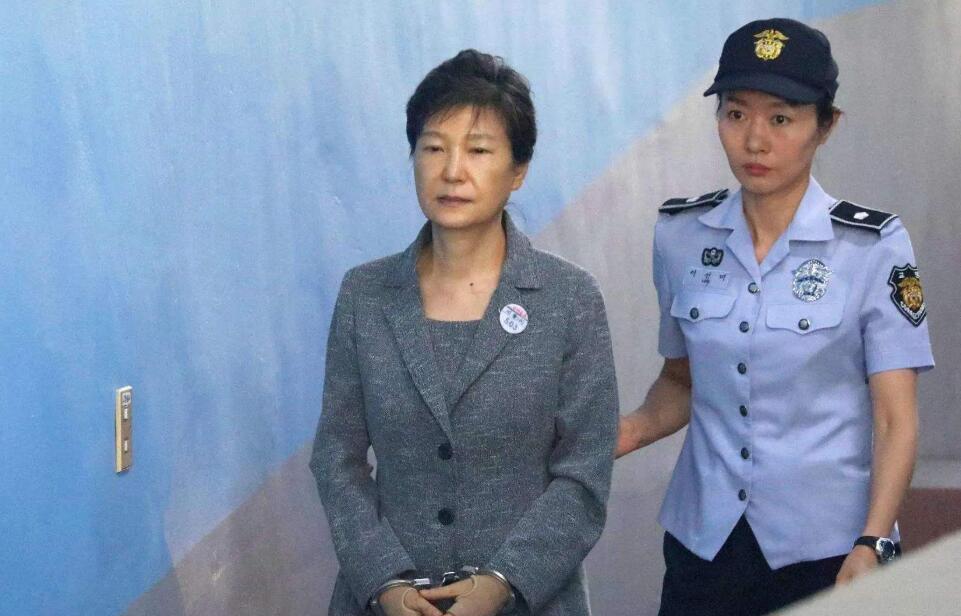 該來的還是來瞭？樸槿惠在獄中收到不幸消息，超10萬韓國民眾請願-圖1