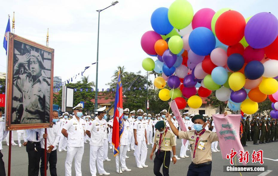 柬埔寨慶祝獨立67周年-圖1