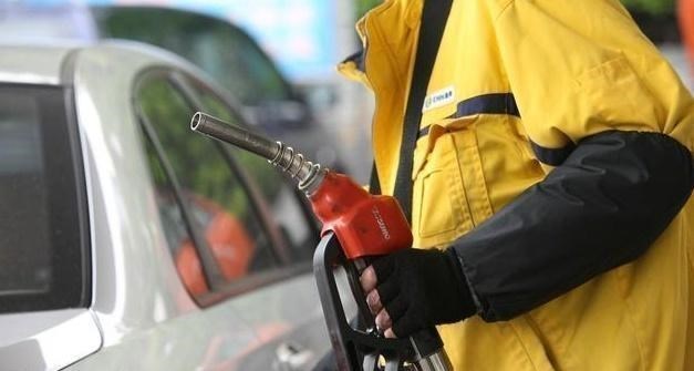 油價大漲8%，國內油價或迎五連漲！今日92、95、98號汽油價格-圖1
