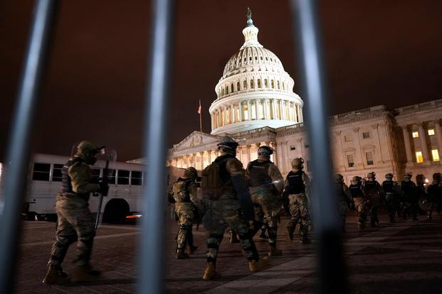 美媒: 華盛頓特區國民警衛隊已全員出動, 更多增援部隊正趕來-圖1
