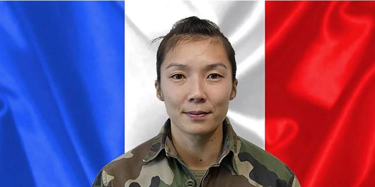 華裔女兵非洲身亡，被曝與2男上級有關系，法國外籍軍團陰暗一面-圖1