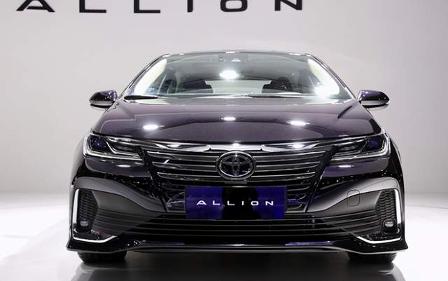 豐田下月上市“新款轎車”，搭2.0L+CVT，售價15萬起-圖1