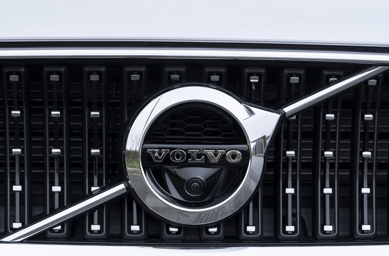 沃爾沃V60迎來改款！新增運動套件更養眼，配2.0T引擎，如何-圖1
