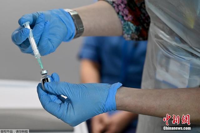 意大利人迪拜選擇自願接種中國疫苗：“傳統安全，適合體弱人群”-圖1