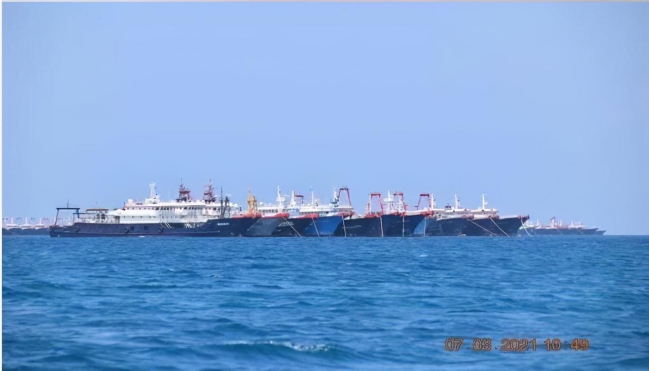 菲律賓對華發警告，立即撤走200艘民兵船，中方：這是中國領土-圖1