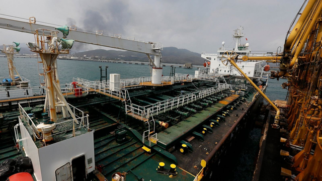 伊朗突然收到好消息，千萬噸原油運往中國，美制裁禁令淪為廢紙-圖1