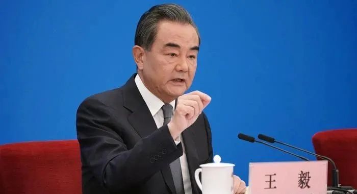 中國外長告訴日本“不要把手伸太長” 專傢: 中方已釋放最大善意-圖1