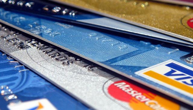 信用卡又迎一“禁令”，銀行公開“底線”，有這一行為的趁早停手-圖1