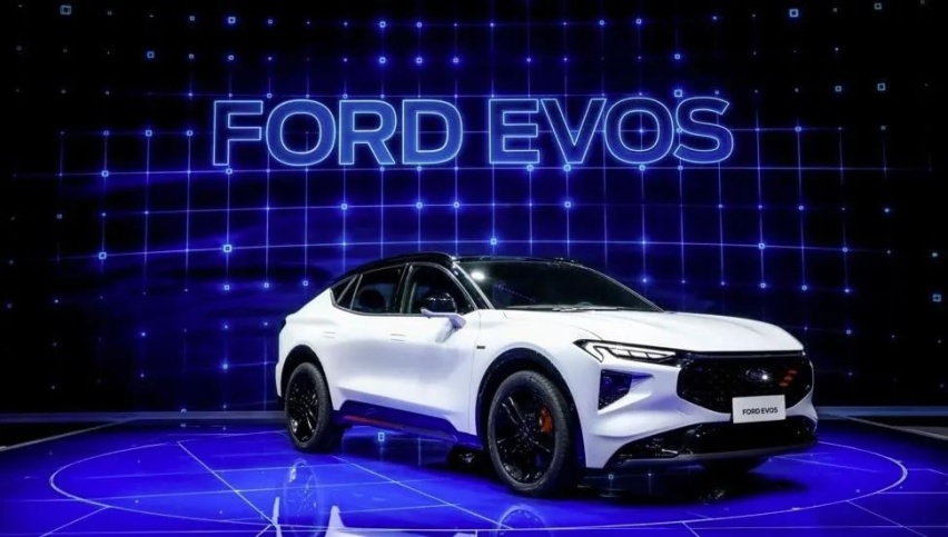 燃油車永不言敗, 福特全新SUV EVOS登場! 上海車展現場-圖1