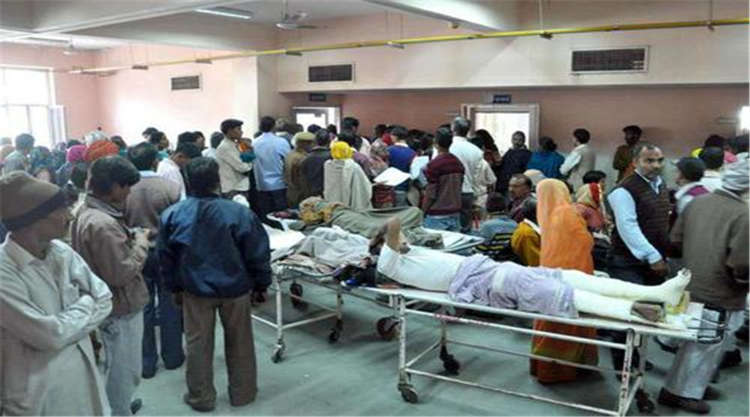 印度抗疫物資告急，醫院爆滿，民眾在線對華“求救”……-圖1