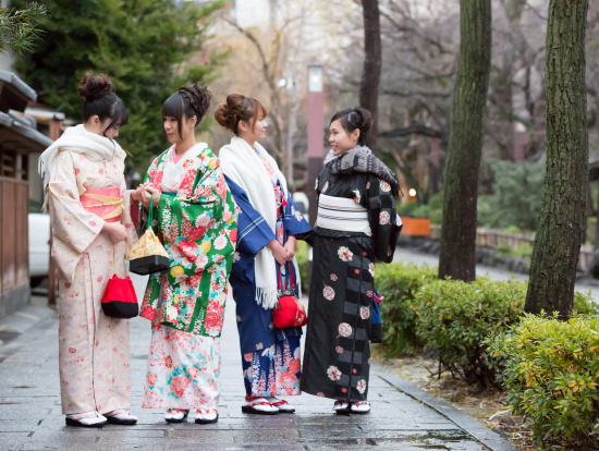 為什麼日本女人喜歡穿和服，日本的和服和浴衣有什麼區別-圖1
