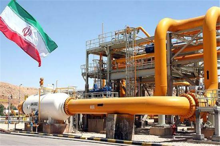 伊朗2000萬桶原油抵華，“人民幣結算”沖上熱搜，美元霸權或破滅-圖1
