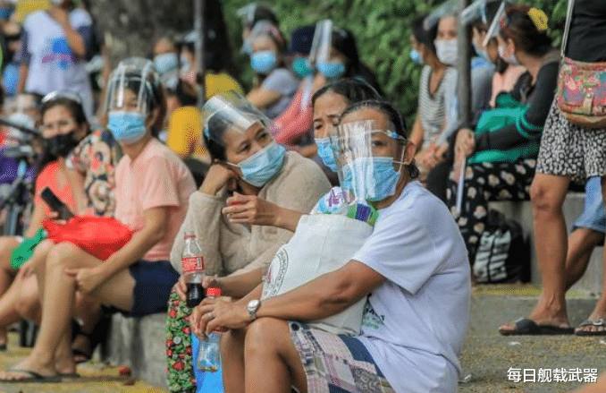 菲律賓傳壞消息，比疫情更可怕危機來臨，民眾：命都沒瞭還打疫苗-圖1