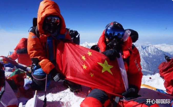 美國學者：看不懂中國，一隻腳就能邁過去的山，中國人卻不敢登？-圖1
