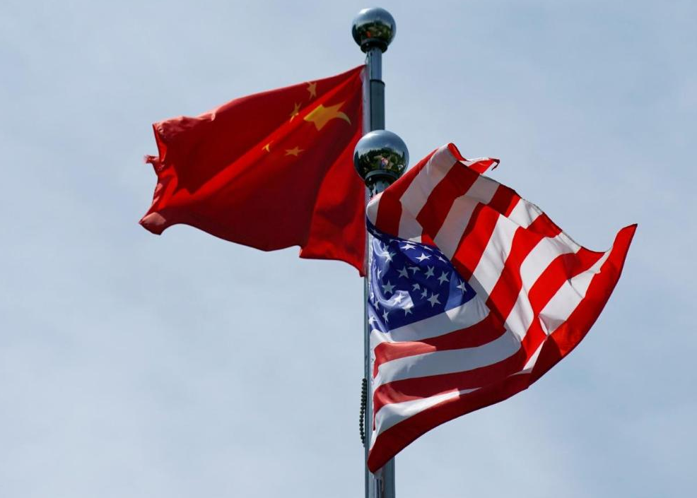 美國放棄掩飾，要求中國為美國60萬死亡負責，中方回應反將一軍-圖1