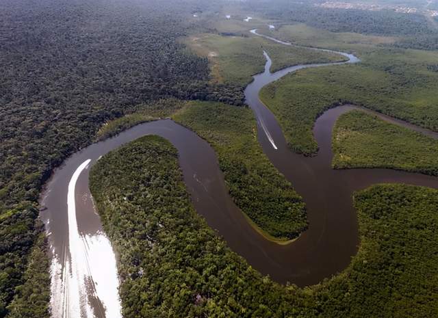 為何至今沒有一座橋敢跨越亞馬遜河？橋：駕馭不瞭亞馬遜河的恐怖-圖1
