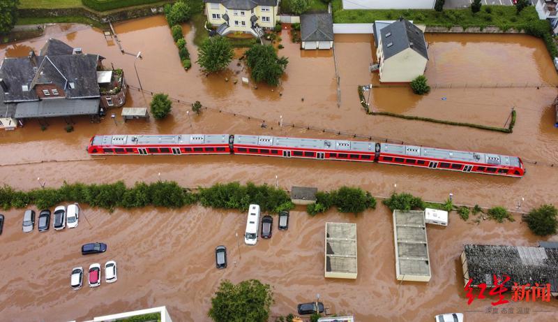 就像下瞭一個世紀的雨 最牛德國下水系統都無能為力:超80人死亡、上千人失蹤-圖1