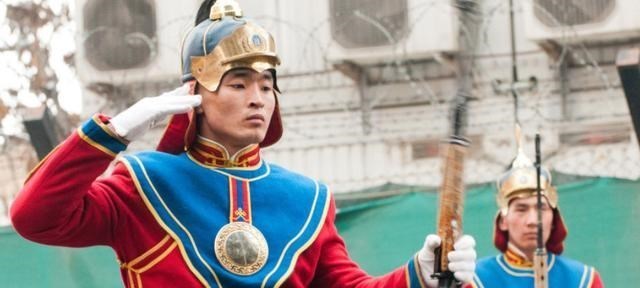 蒙古國宣佈：2025恢復傳統蒙古文，是否會影響與內蒙人民交流？-圖1