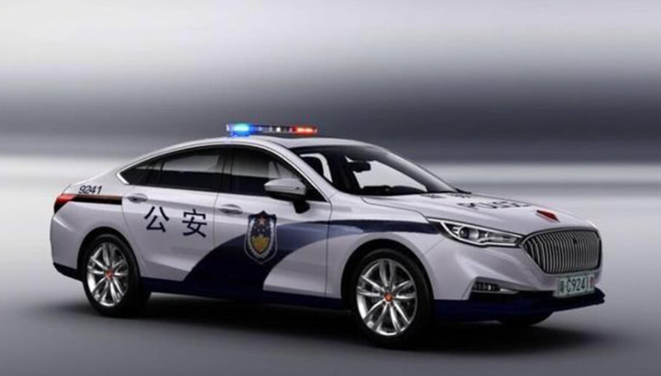 中國警車“大換血”，告別瞭豐田大眾，此車一亮相，彰顯大國風范-圖1
