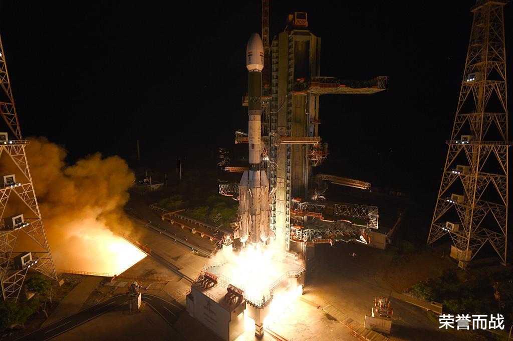 8月12日8時13分！一聲巨響，印度首顆地球靜止軌道衛星發射失敗-圖1