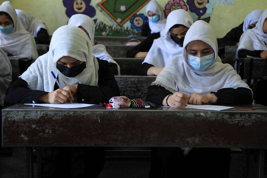 塔利班：阿富汗女性有權學習 男女將分班接受教育-圖1