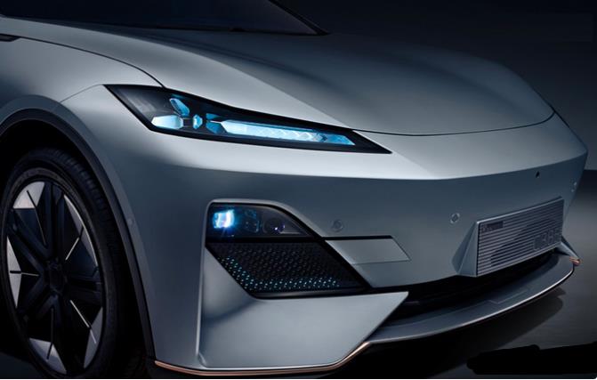 國產長安將推全新純電轎車！尺寸超Model 3，預計明年上市-圖1